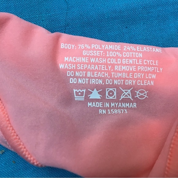 Skims Kardashian NWT Sorbet Colored High Waisted Thong PN-HWT-2027 - Picture 2 of 3